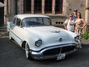 003 classic cars e3a3b879503eca88108e6ee2d5147fa1 mkk