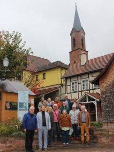 01 klassentreffen 70jahre einschulung 2026 92385a121ec525037ee06f28ff12dc5b mkk 300x225 rotated