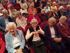 02 awo roro komoedie dc9c6a486d05842f99b62ce66d6c7ea6 mkk 02 awo roro komoedie dc9c6a486d05842f99b62ce66d6c7ea6 mkk