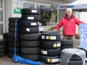 02 reifenwechsel 35014d175353ed563bd559f8862acd2a mkk