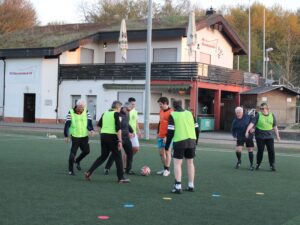 16 walking football spiel 5aea62a8b8df729f8281e803062dec3a mkk
