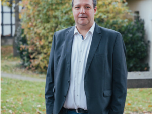 2 2f465ec3e1f0d5a22730152595508a9d mkk