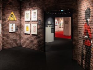 313933v cf2b7f67c579388049a46e91677dea5e mkk