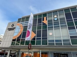 315612v bb91a626899609895475f56ae1c0494f mkk