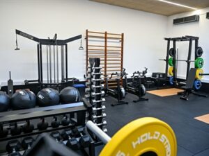 316745v 830586582aba4416673764f522cdb875 mkk