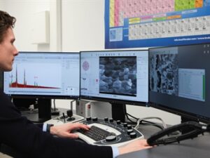 316839v e19f2ad5b42e2fdd380061ecf73917ef mkk