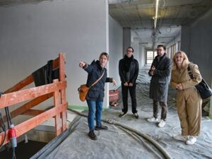 317087v 5788cb1b9944da057d4425577a80587f mkk