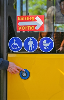 317803v 7d6cca7c74f877e8367767a3464e5d97