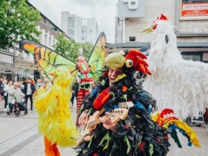 318189v 4e437ee34beb6caa738263c03257b9c9 mkk