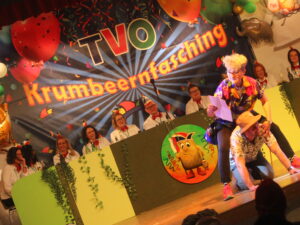 47 tvo fasching steffi peter a56e3840c241292123078b3e5a56437b mkk