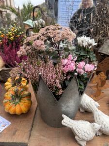 herbstmarkt 3 ff8d1bdb9b416bb2b3ae94e120c39b3c mkk 300x225 rotated