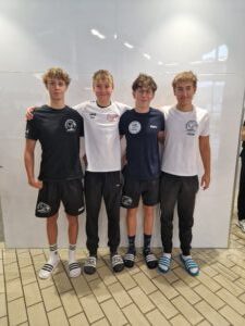 jugend a felix morlang tim auhl mats glock oscar vaupotic v.l.n. 1622929c79676ac3f6a4f1584fb7884f mkk 300x225 rotated jugend a felix morlang tim auhl mats glock oscar vaupotic v.l.n. 1622929c79676ac3f6a4f1584fb7884f mkk 300x225 rotated