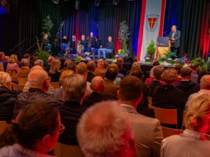 pd53 amtseinfuehrung roetzler 7619023e281688c0840c92d260fc6f83 mkk