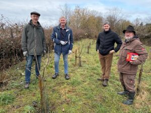 pm ogv eichen nidderau winterschnittkurs bild 2 c3efc8bbcad66af8801f0dfd7f586b93 mkk